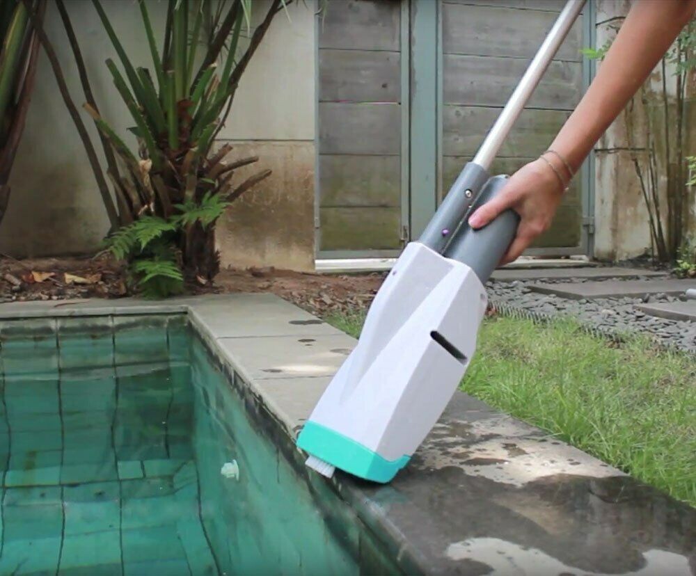Telsa 10 Cordless Battery & Rechargeable Swimming Pool & Spa Cleaner - EV10CBX gallery