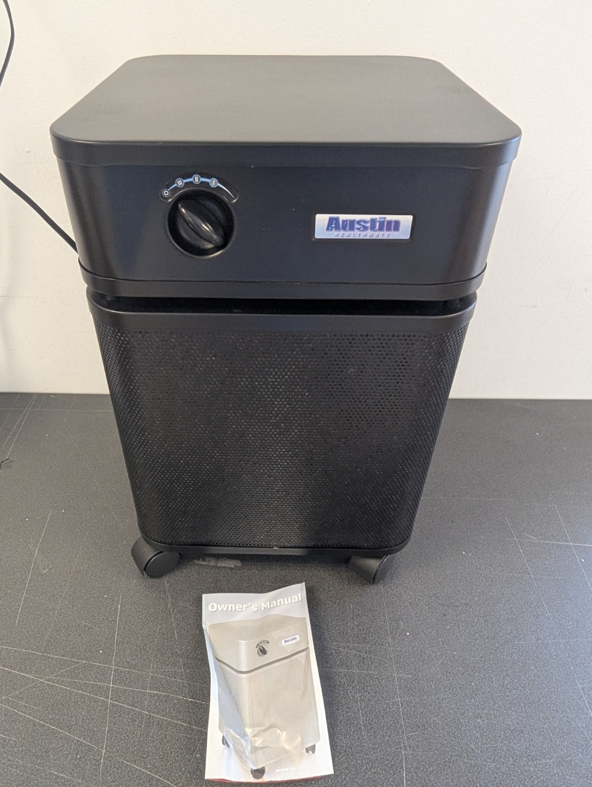 Austin Air HealthMate Plus Air Purifier - HM400 - Used - Good Condition - Black gallery