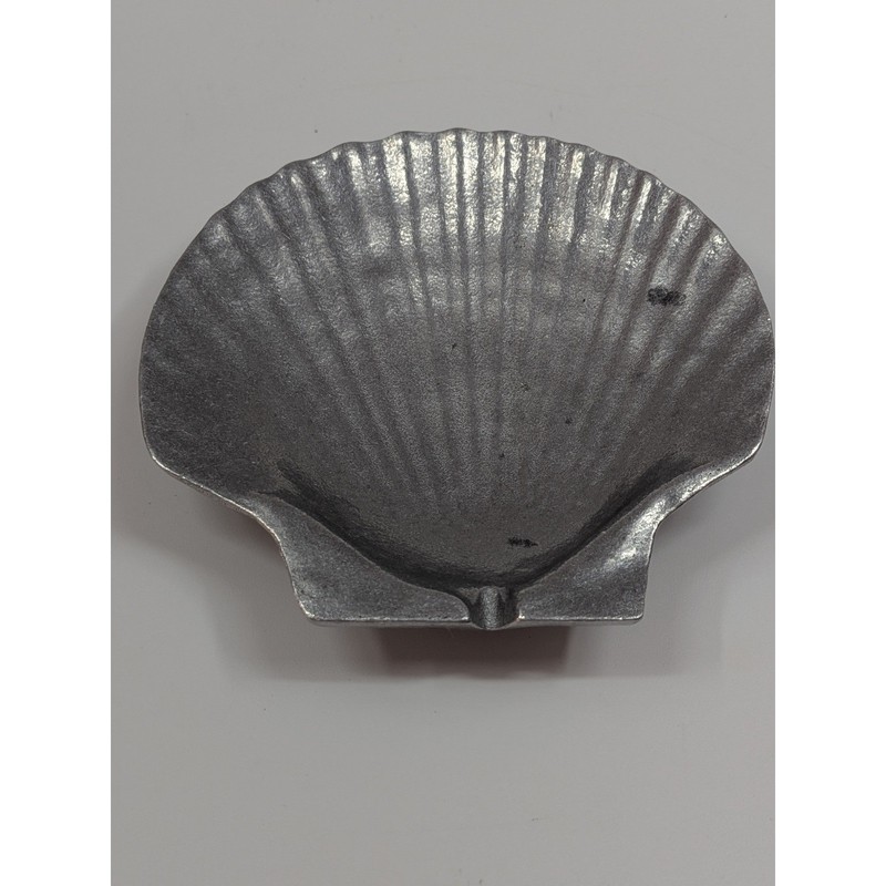 Vintage Wilton Armetale Shell Dish Coastal Beach Decor Trinket Tray Silver Tone gallery