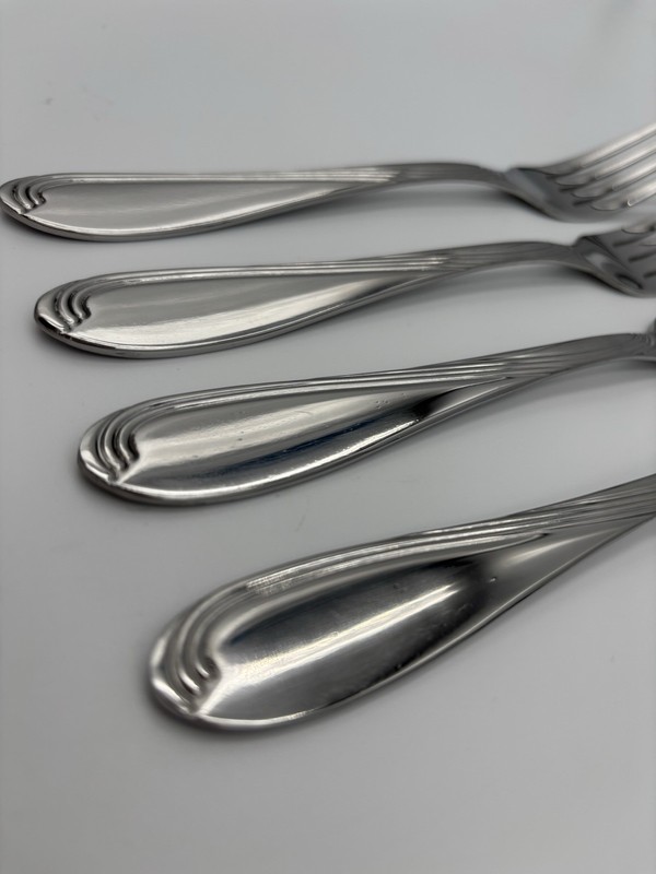 Oneida Camber Cresta Windswept Scroll Dinner Forks Set of 4 Stainless Steel New gallery