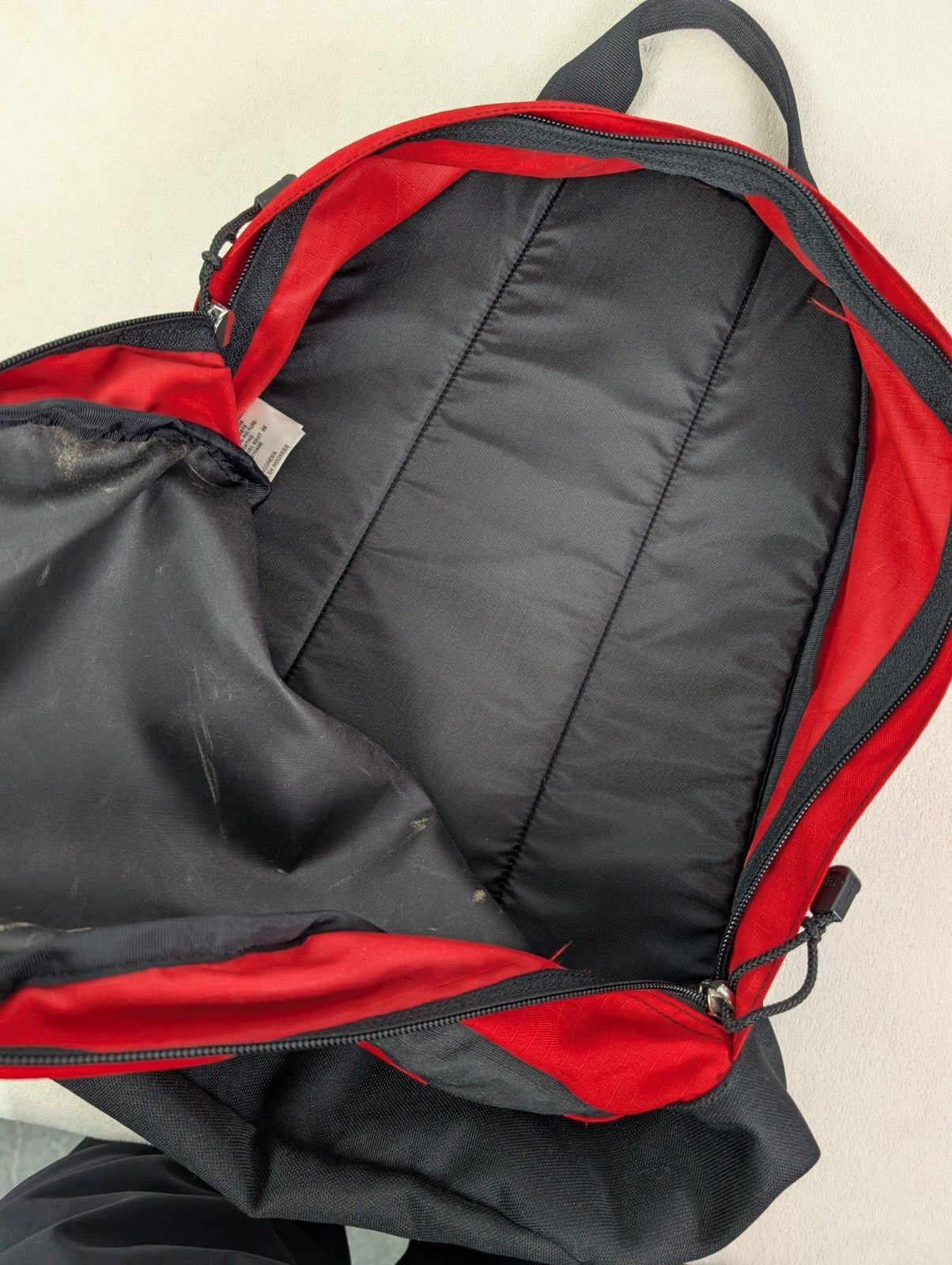 THE NORTH FACE Vtg Inyo Red Black Backpack Adjustable Shoulder Straps 5