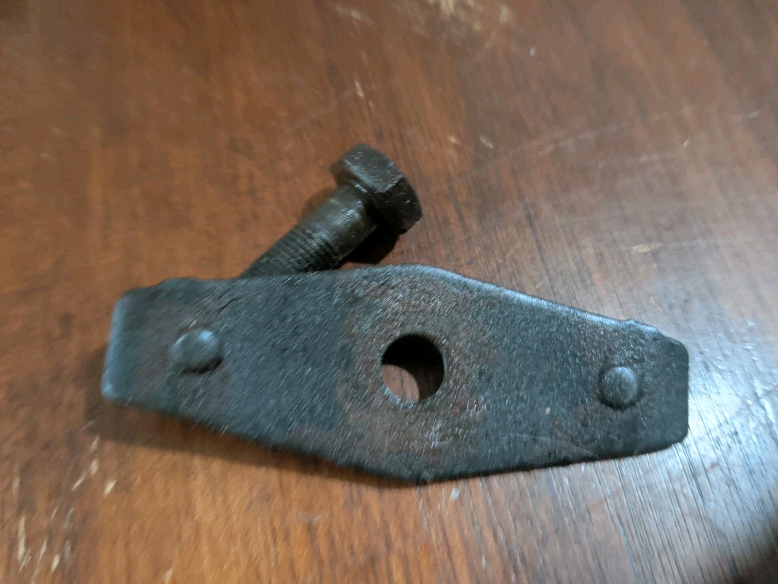 Used Blade Adapter 5.0 HP Briggs & Stratton Engine Model #10T502 gallery