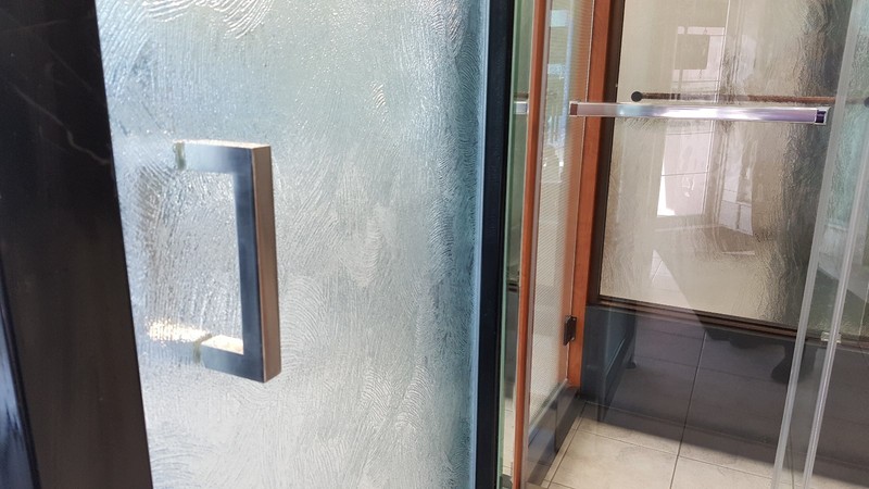 SHOWER DOOR 6" (H) OR SQUARE DOUBLE SIDED HANDLES IN ALL FINISHES SEE BELOW gallery