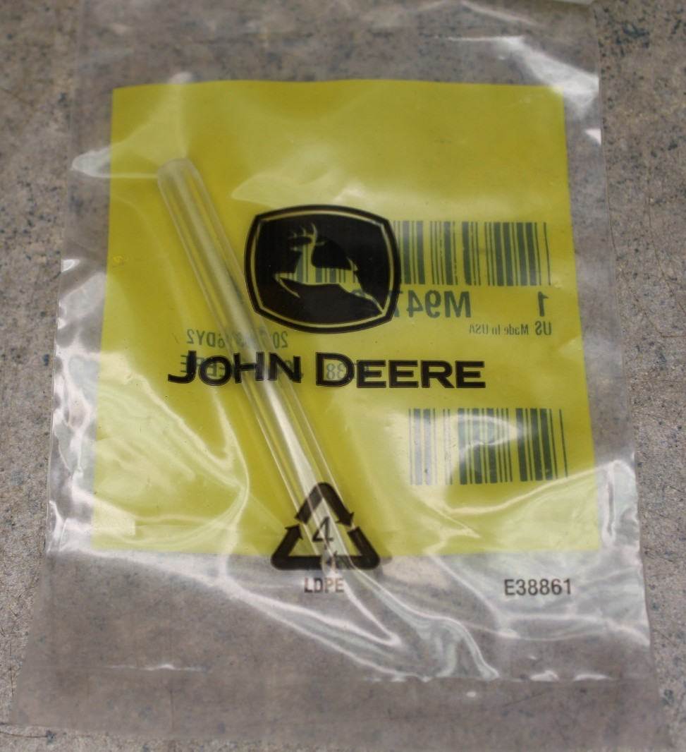 NEW OLD STOCK JOHN DEERE LEVEL GAUGE M94719 - SHELF 68 gallery