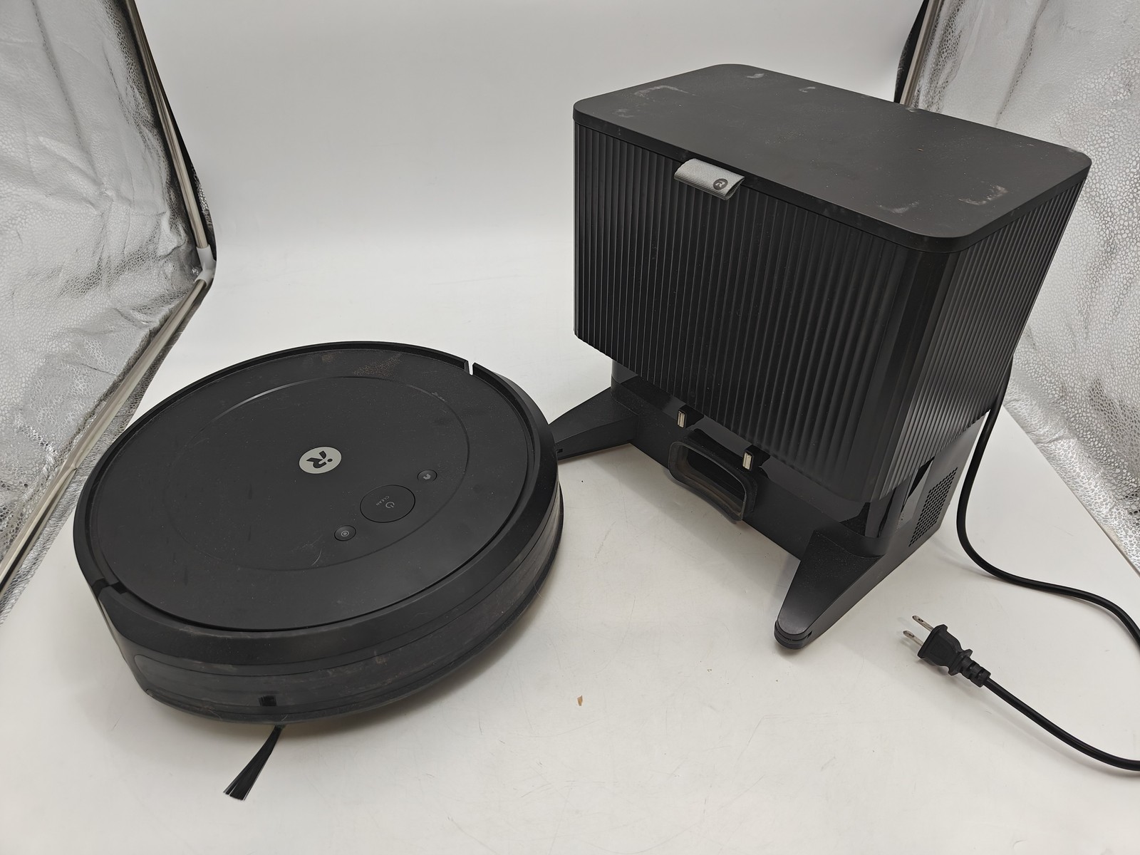 IROBOT ROOMBA COMBO 2 ESSENTIAL ROBOT AUTO EMPTY VAC & MOP - BLACK gallery