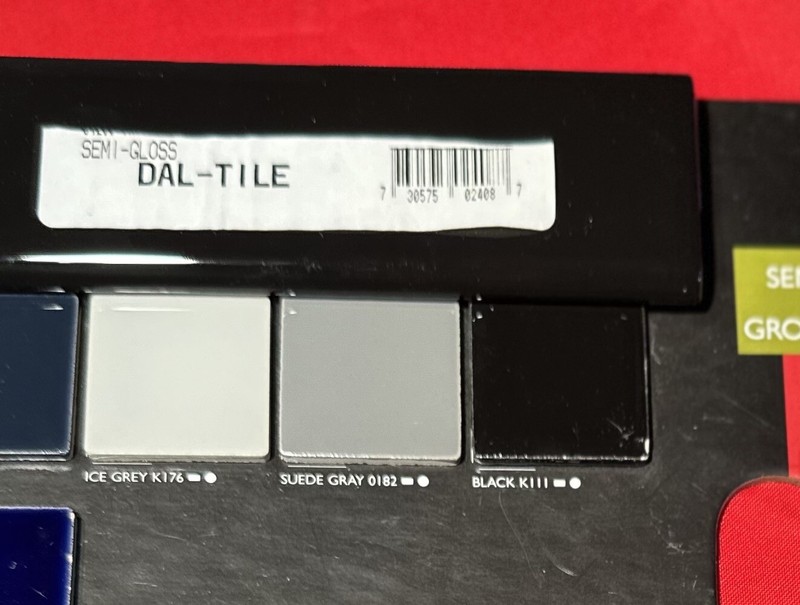 12 pcs. Daltile Gloss Black #K-111... 2" X 6" Bullnose Ceramic Tiles, Mint gallery