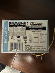 Philips Advance 9137-012-13402 LED Driver Xitanium 39W 0-10v Dimming 120-277V