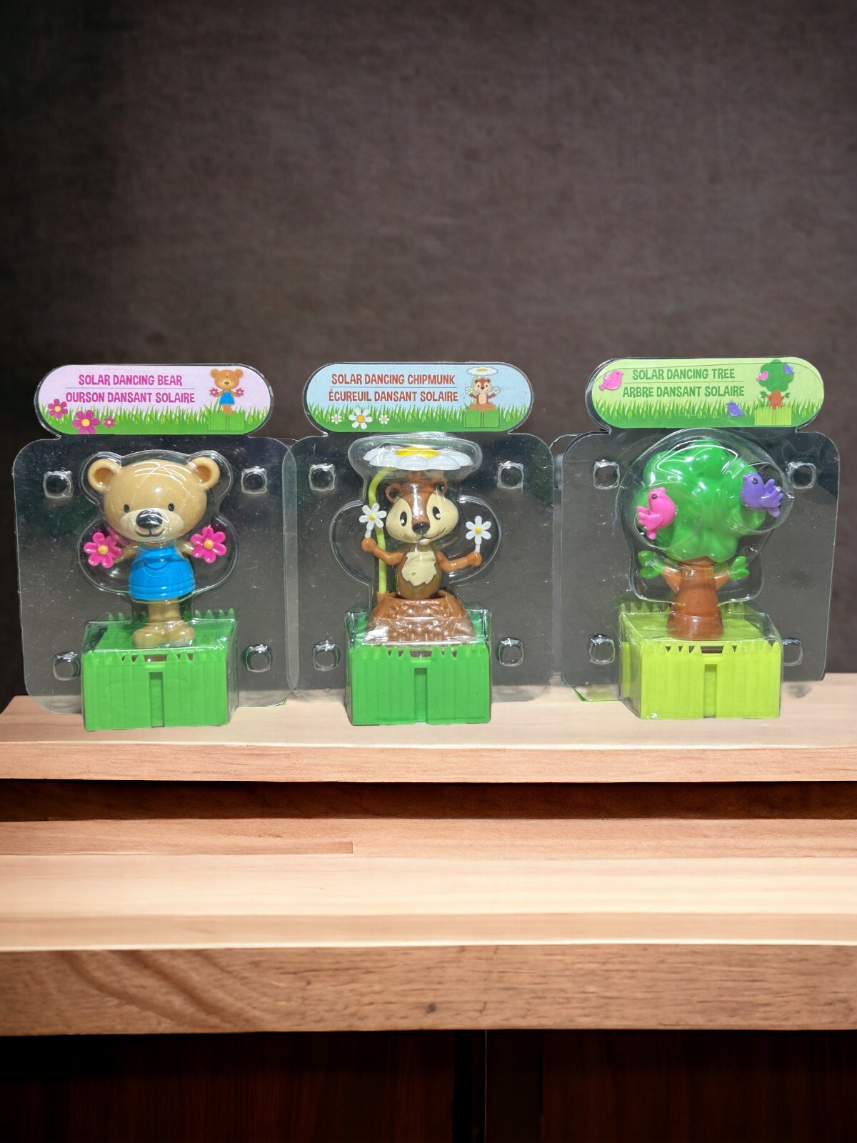 Solar Powered Dancing Chipmunk With A Daisy / Tree With Birds / Bear With Flower gallery
