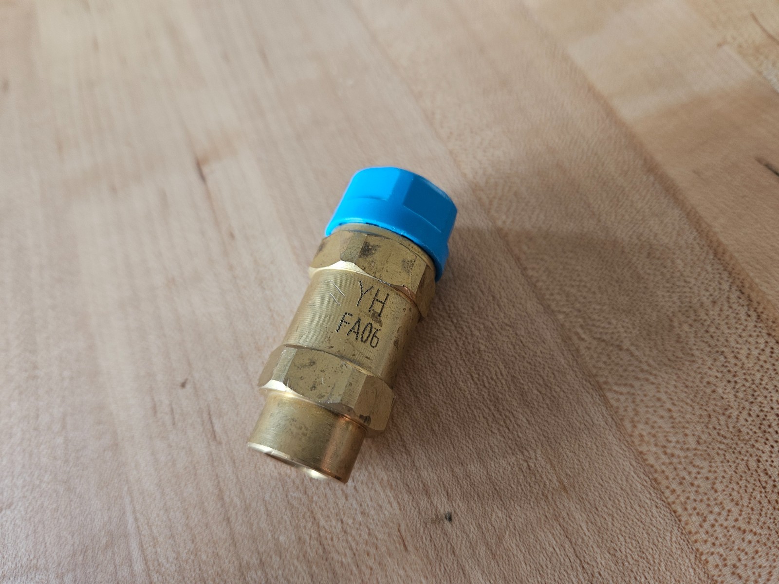 YH FA06: Quick Connect Adapter For MRCOOL Ductless Heat Pump Condenser gallery