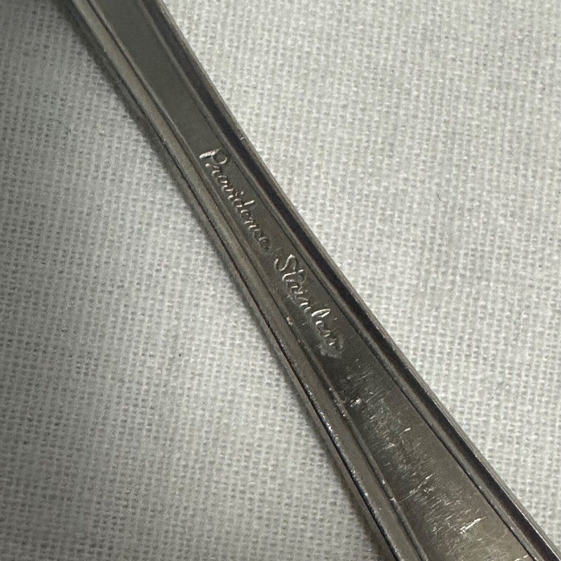 Providence ELEGANCE Stainless Flatware Lot of 4 Oval Place Spoons 7 3/8" Vintage gallery