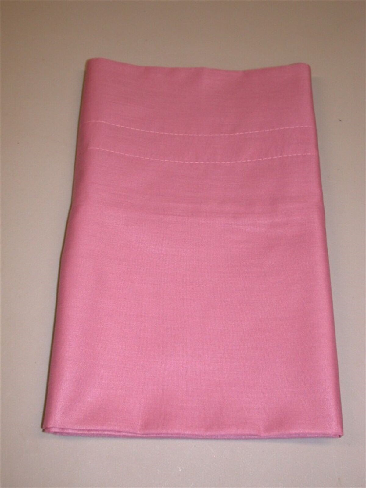 (1) Valance ~ Rose ~ 14" L X 70" W gallery