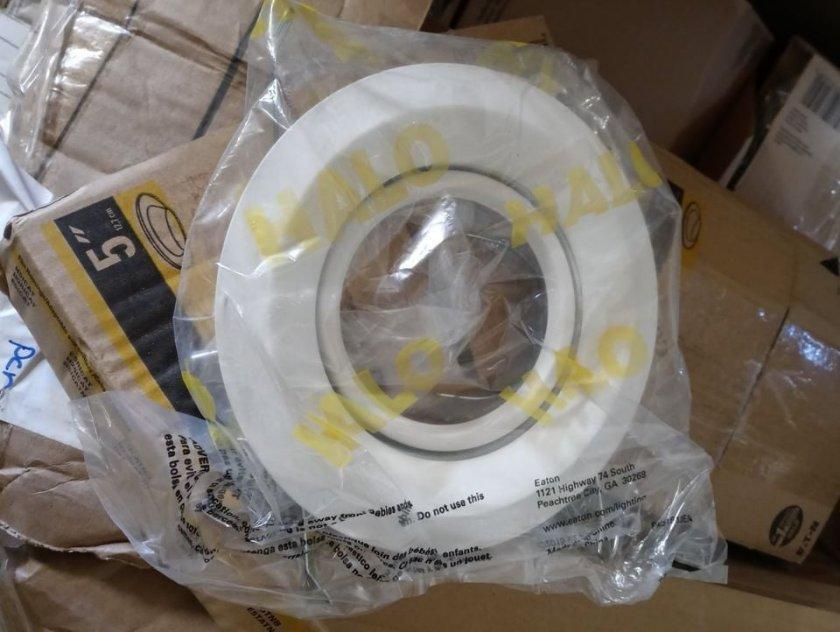 *12 Pack*- Halo E26 5" White Recessed Flanged Adjustable Gimbal 25 Degree Tilt gallery