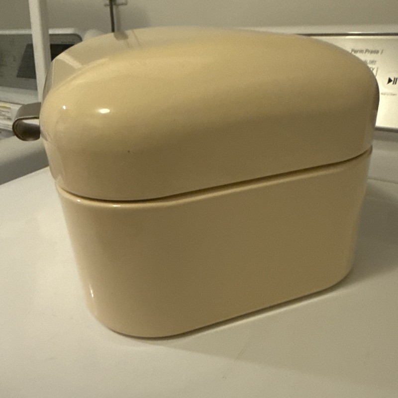 Wesco Single Grandy Bread Bin Powder-Coated Steel Retro Design Beige Great Shape gallery