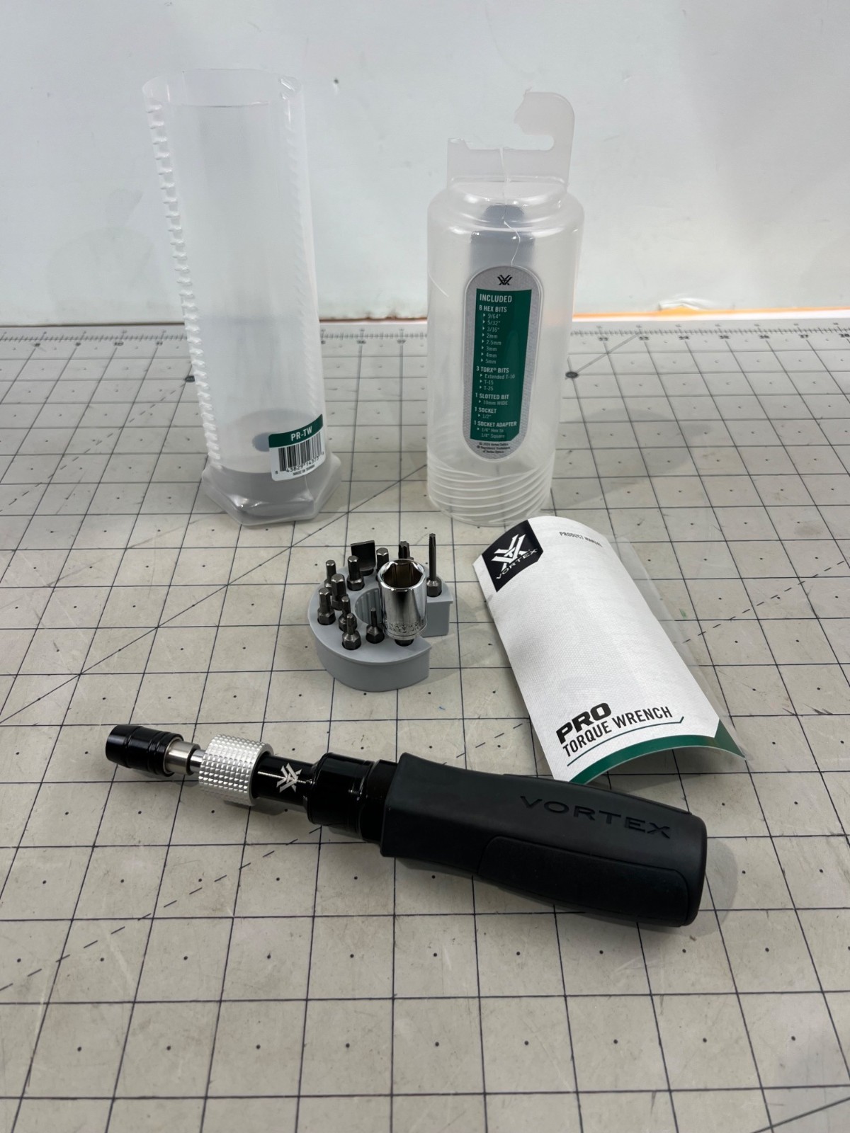 Vortex Pro Torque Wrench 1/4" Bit Set Adjustable 10-90 In-Lbs Includes Bits & So gallery