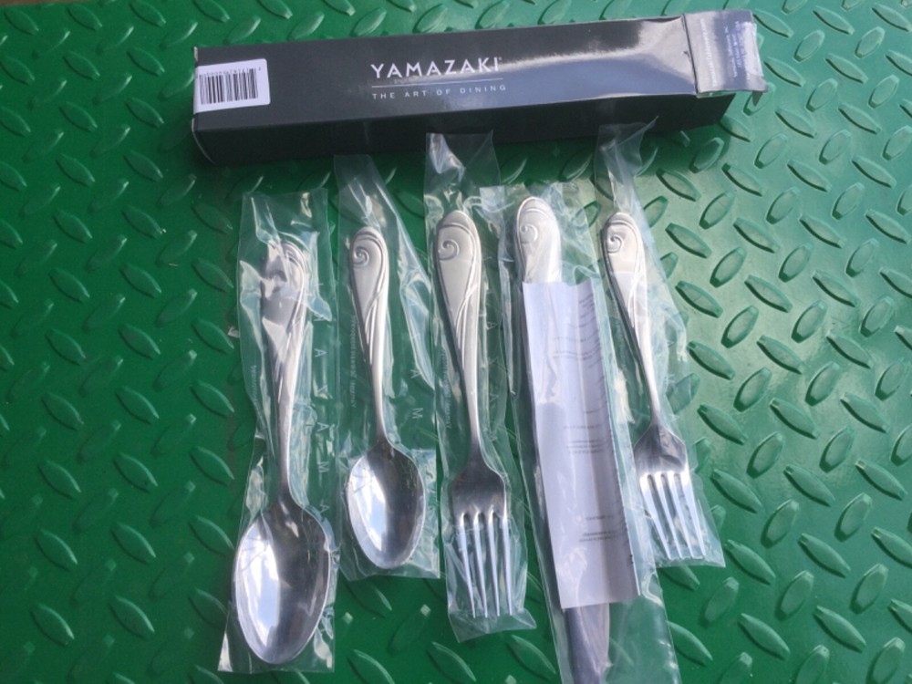 Yamazaki Platinum Wave Stainless 5 Piece Place Set Setting (ONLY 19.99 FREE SHIP