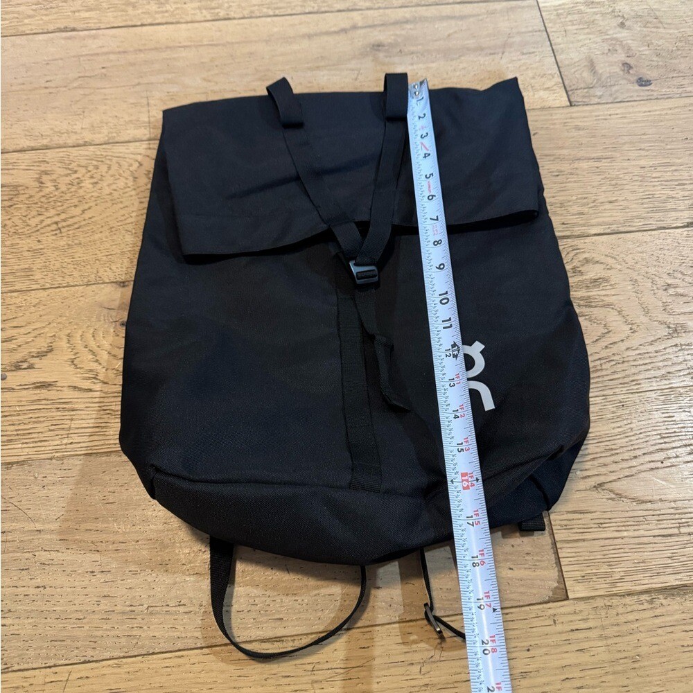 On Running Athletic Ambassador Black Backpack Bag Pack 2