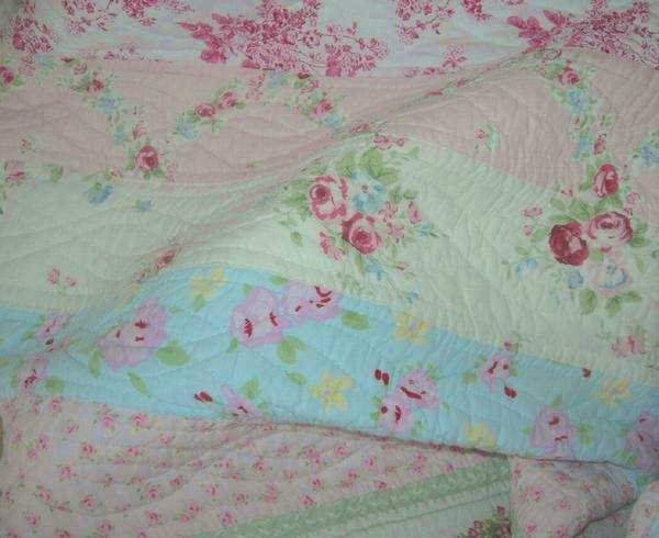 SHABBY COTTAGE PATCHWORK PINK ROSES LIZZY CHIC QUEEN QUILT SET 3 PC gallery