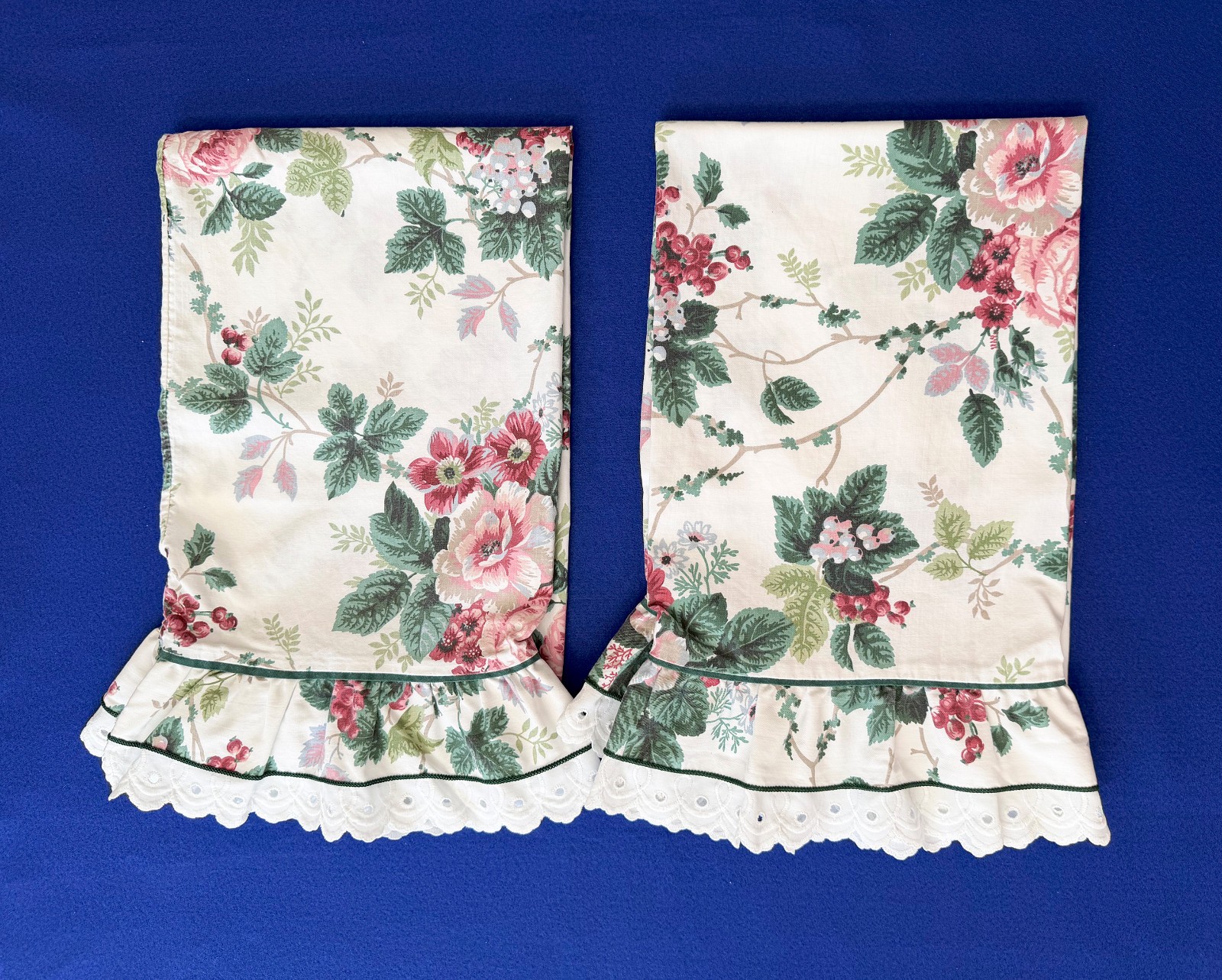 Pair Waverly Fieldcrest Pleasant Valley Standard/Queen Pillowcases-Eyelet Ruffle gallery