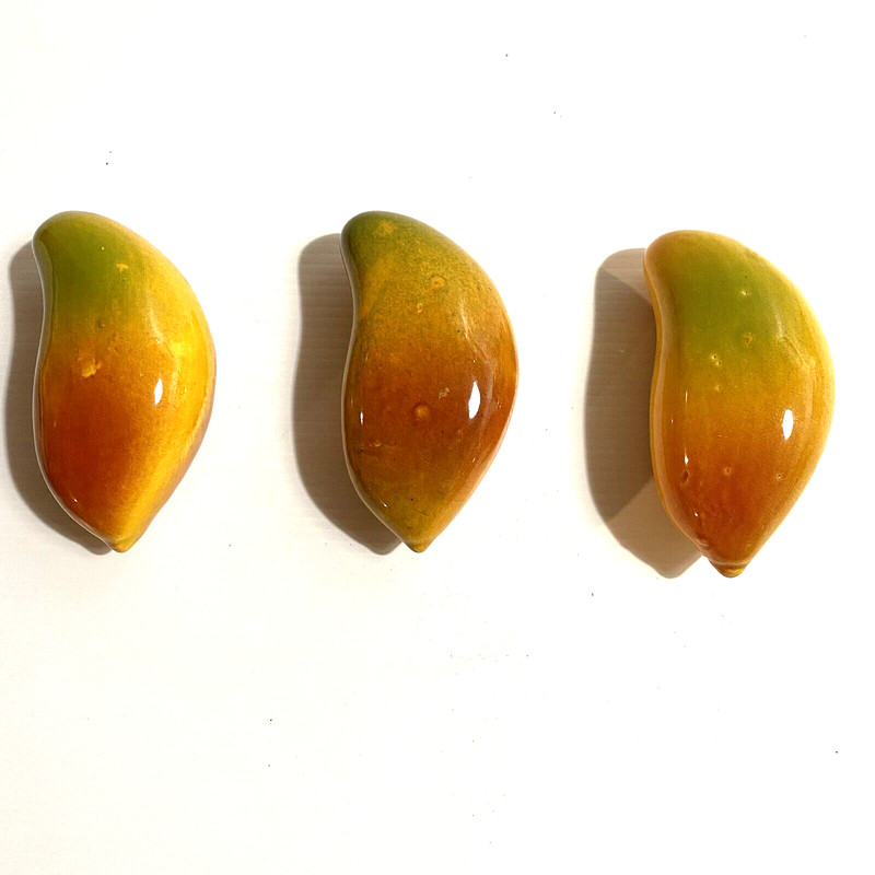 5 x Ceramic Fruit Vegetables Mangoes 9cm/3.5" & Eggplant 8cm/3" HTF Vintage Lot gallery