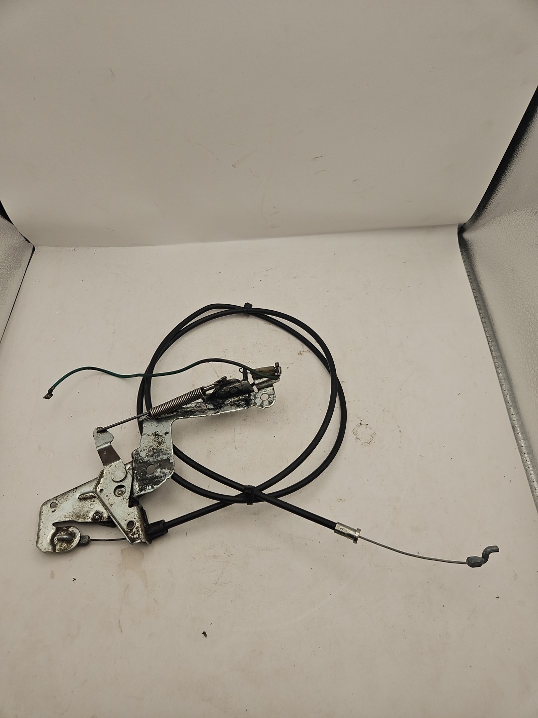 Craftsman 6.5 HP Eager-1 Key Start Lawnmower Throttle Cable Assembly gallery