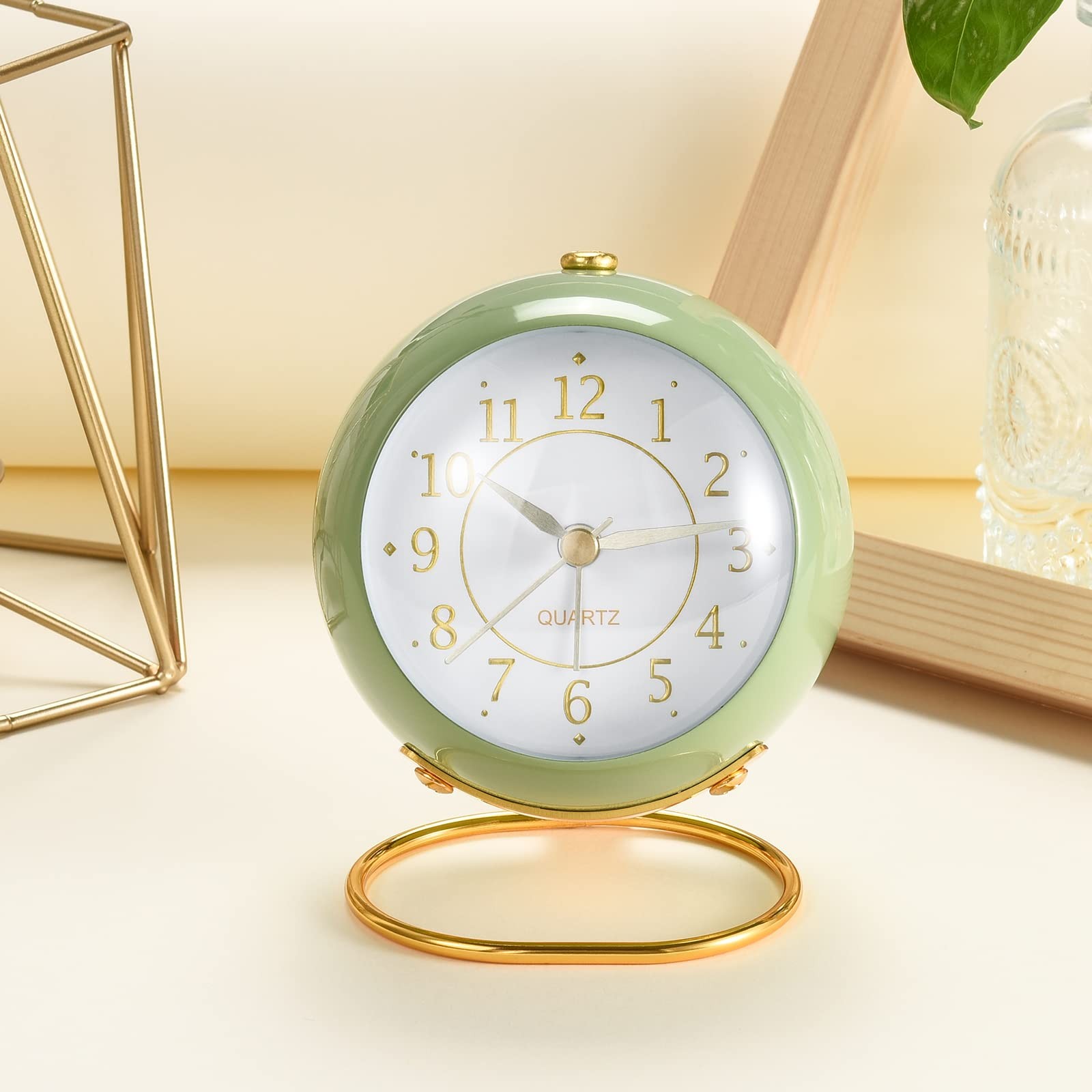 Analog Alarm Clocks,Retro Backlight Cute Simple Design Small Desk Clock with ... gallery