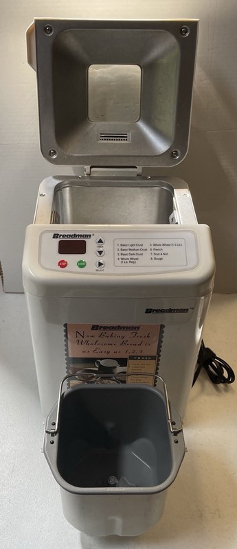 Breadman TR-440 Automatic Bread Maker 1.5 Lb Loaf Homemade Bread Machine gallery
