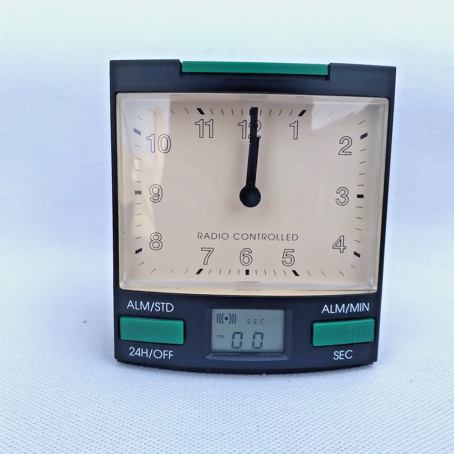 Radio Controlled Alarm Clock Analog Digital LCD Silent Desk Bedroom Clock 24H gallery