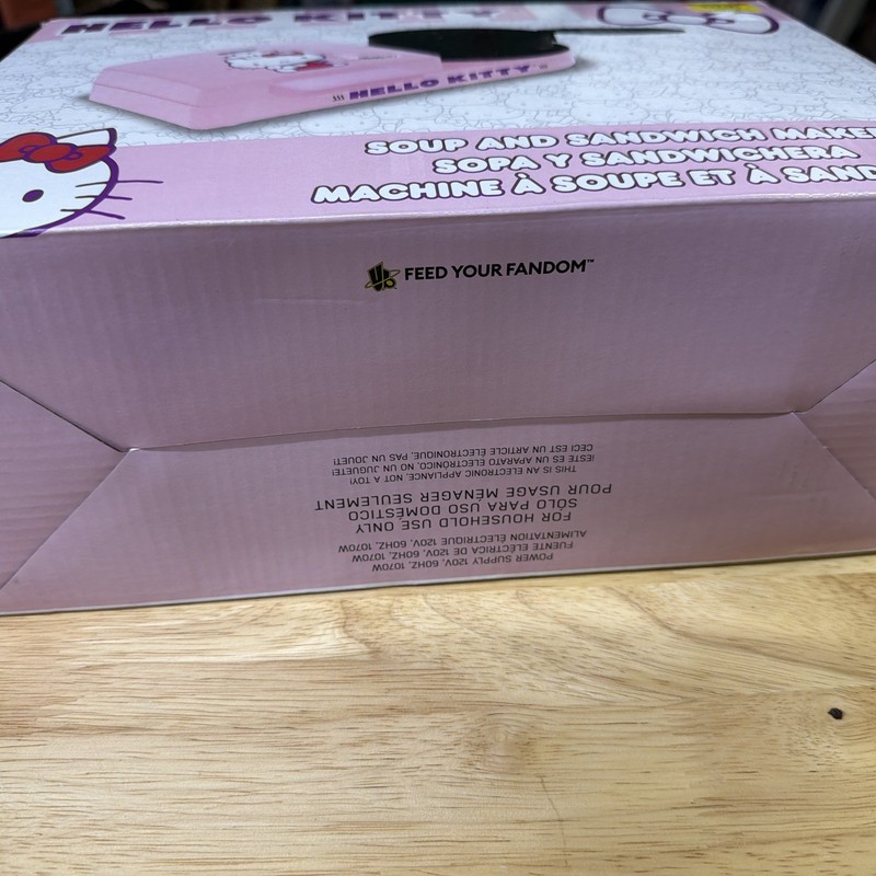 Hello Kitty Soup & Sandwich Maker Compact Lightweight Uncanny Brands BRAND NEW gallery