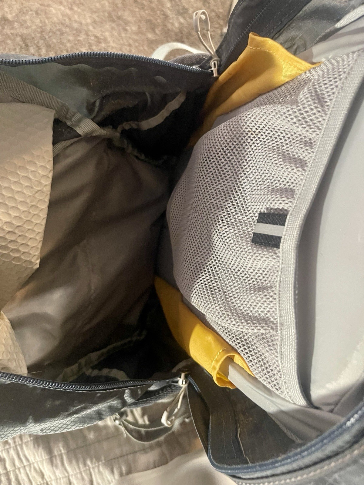 Osprey Manta 28 S/M Grey Hydration Pack 4