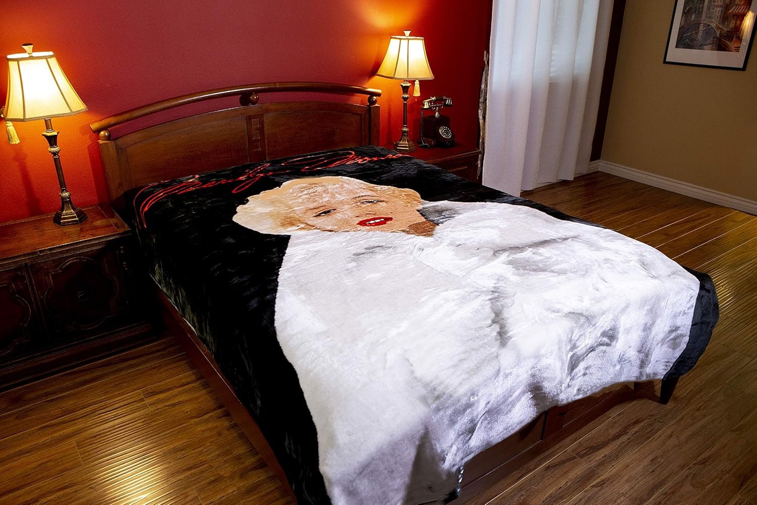 8lb Heavyweight Soft Queen Blanket, Officially Licensed, Marilyn Monroe Throw gallery