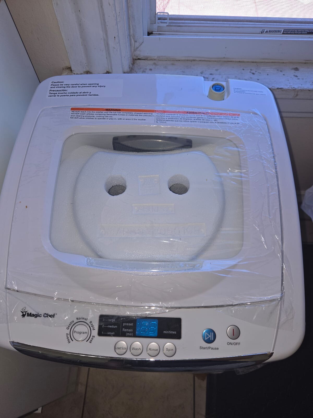 Magic Chef Compact Portable Top Load Washer with Space Saving Design, White gallery
