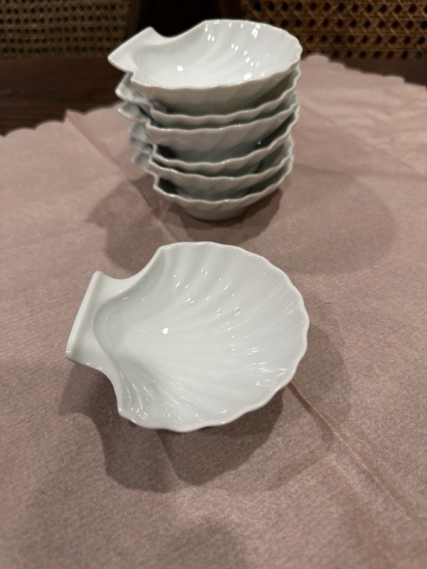 White Scallop Shell Dish Appetizers/Sauces 3.5" Wide Set Of 6 gallery