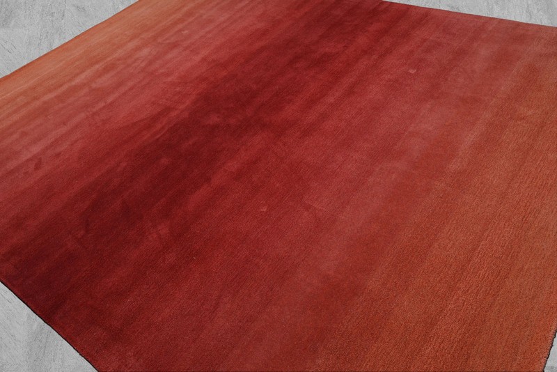 Multi Size Ombre Raspberry Contemporary Wool Hand TuftedArea Rug gallery