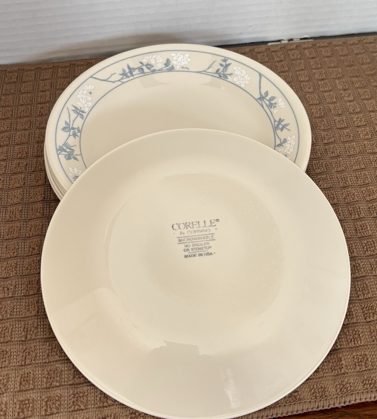 Corelle dessert /bread Plate beige White Blue “First of Spring” 6 plates gallery