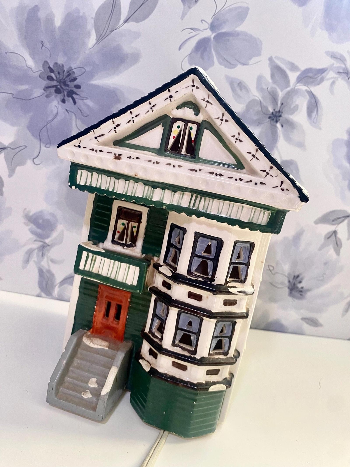 Dept 56 Vtg Original Snow Village Beacon Hill House Hand-Painted Porcelain House gallery