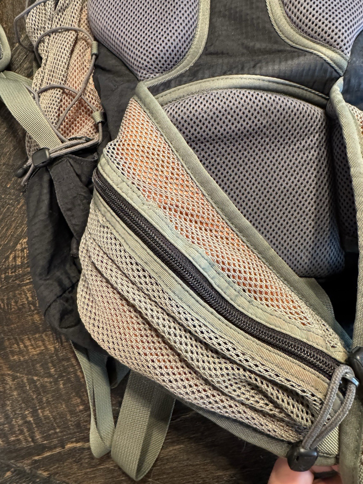 Gregory Advent Pro Internal Frame Hiking Backpack Orange Hydration Compatable 5