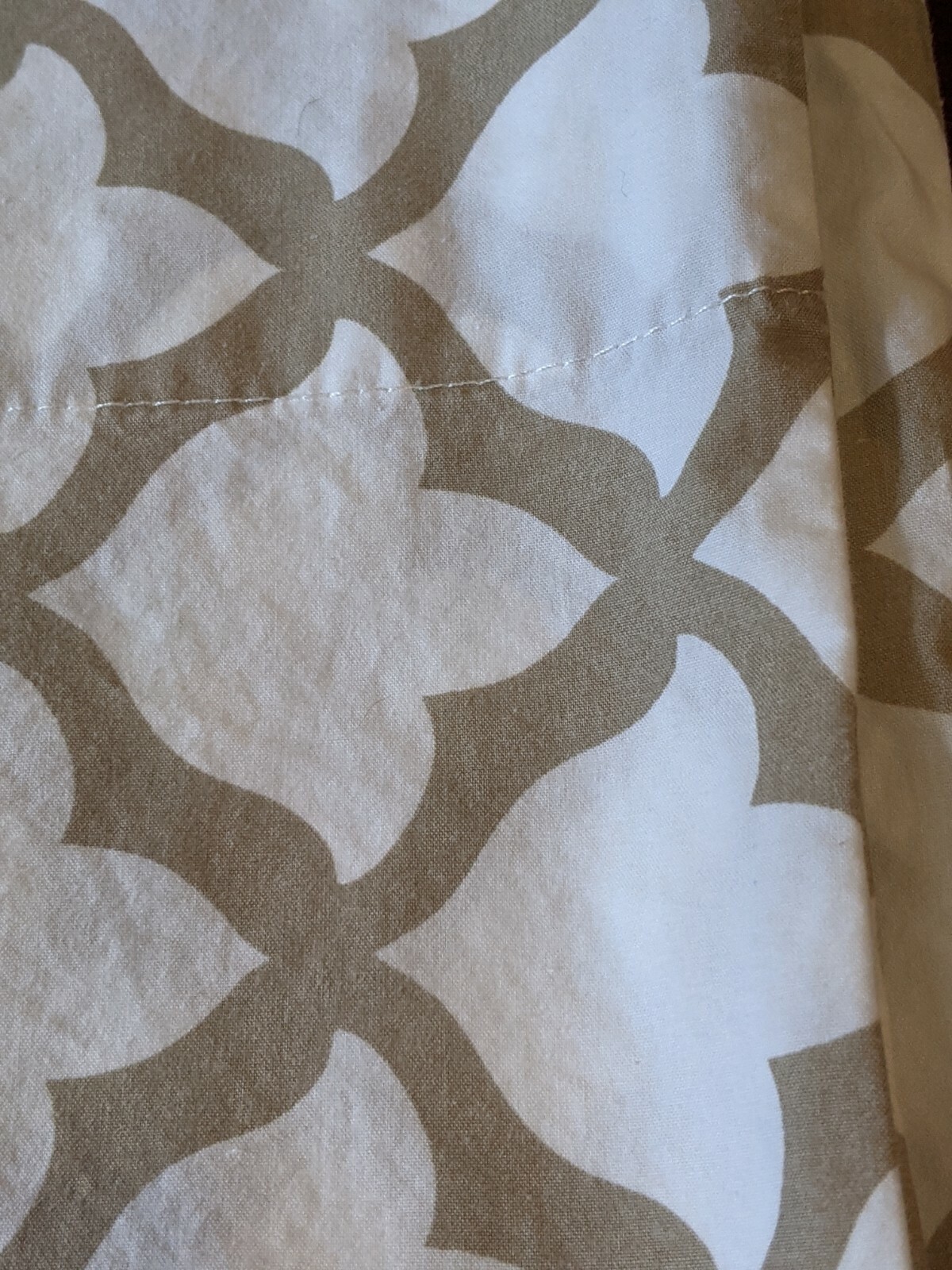 1 Pottery Barn Organic Cotton White & Tan King Pillow Cases EUC Geo Design gallery