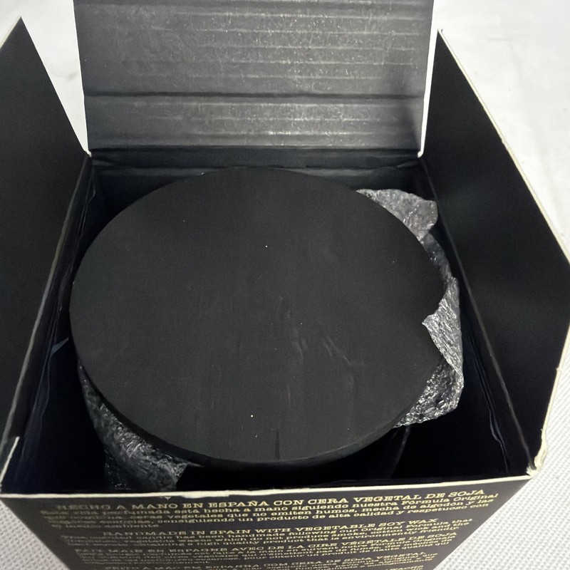Cereria Molla Basil & Mandarin Candle 8.11 oz. gallery
