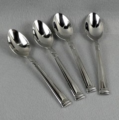 Lenox Esquire Glossy Stainless Flatware — Place Oval Soup Spoon 7 1/8″