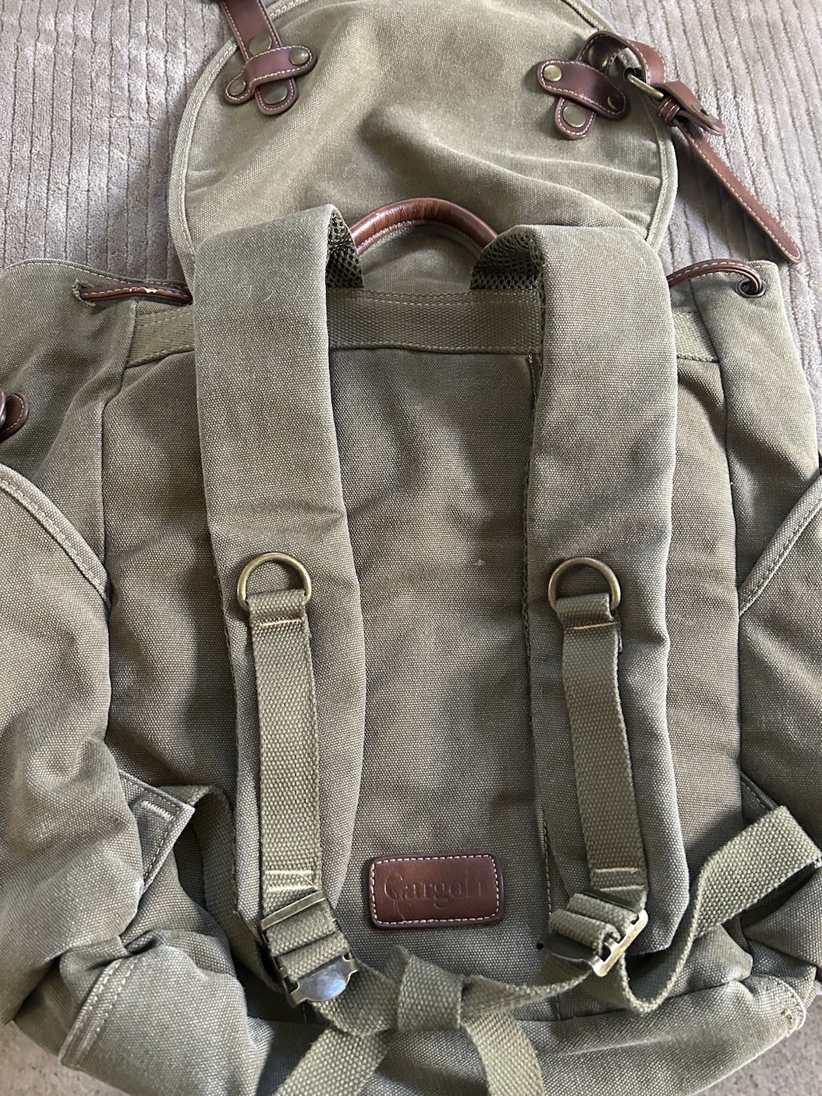 Cargoit  Canvas Backpack  Army Green With Leather Straps And Brass Hardware. 4