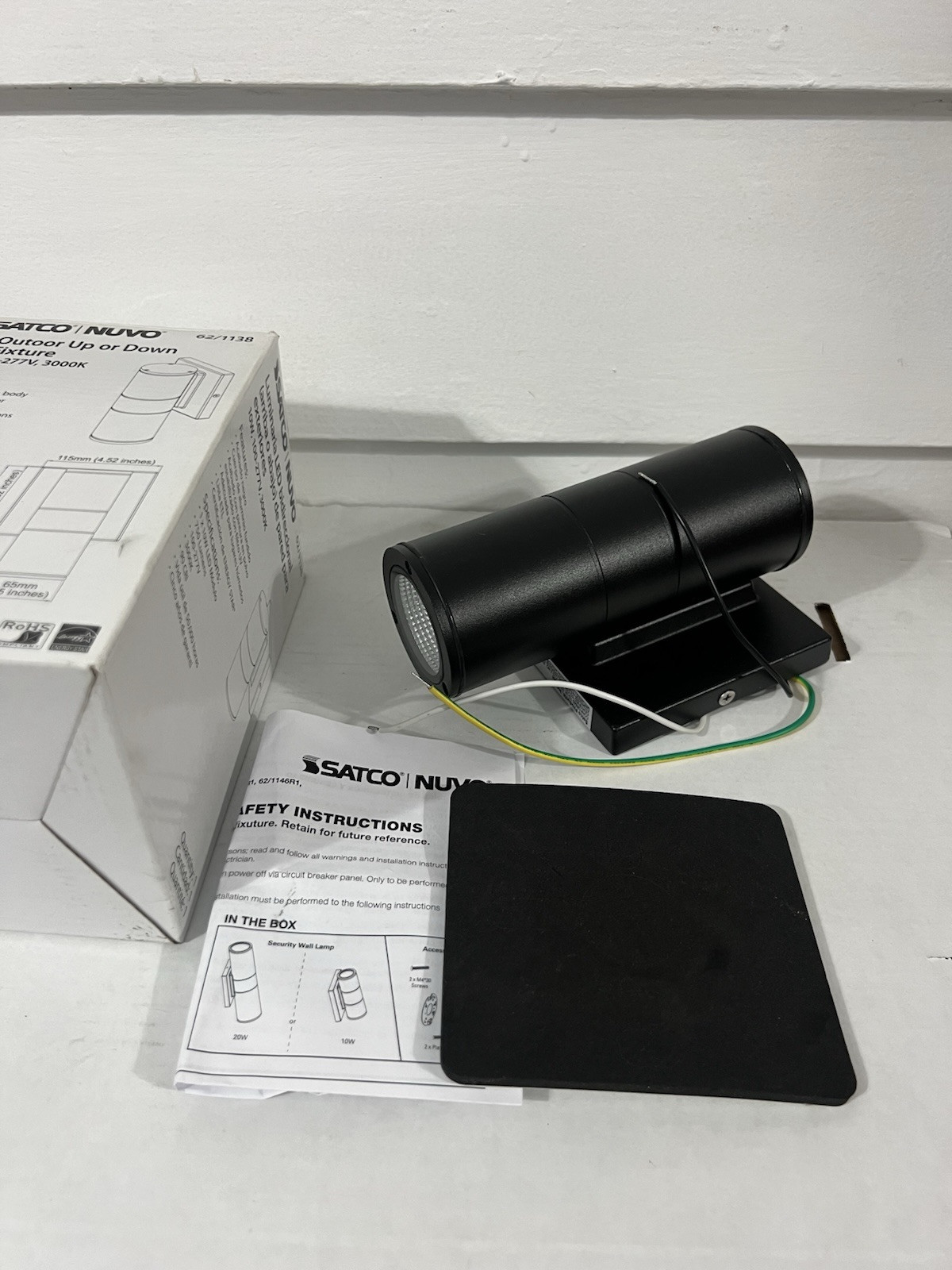 SATCO Nuvo LED Small Wall Pack with Photocell Black 20W 100-277V 4000K 65-265 gallery