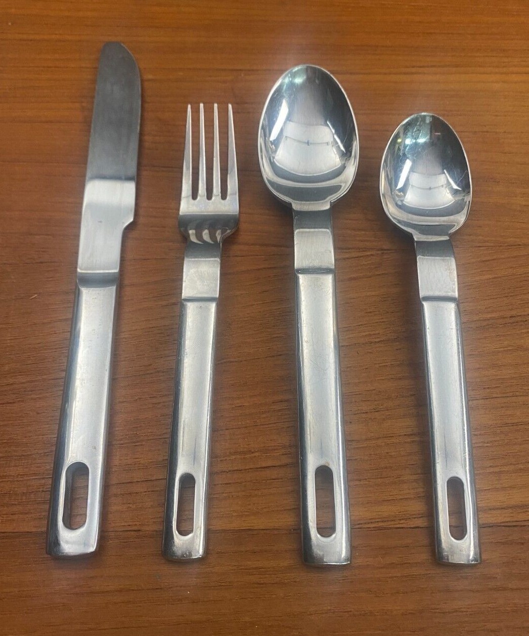 * Towle * LOOP Glossy Stainless Flatware YOUR CHOICE - CHOOSE (191) gallery