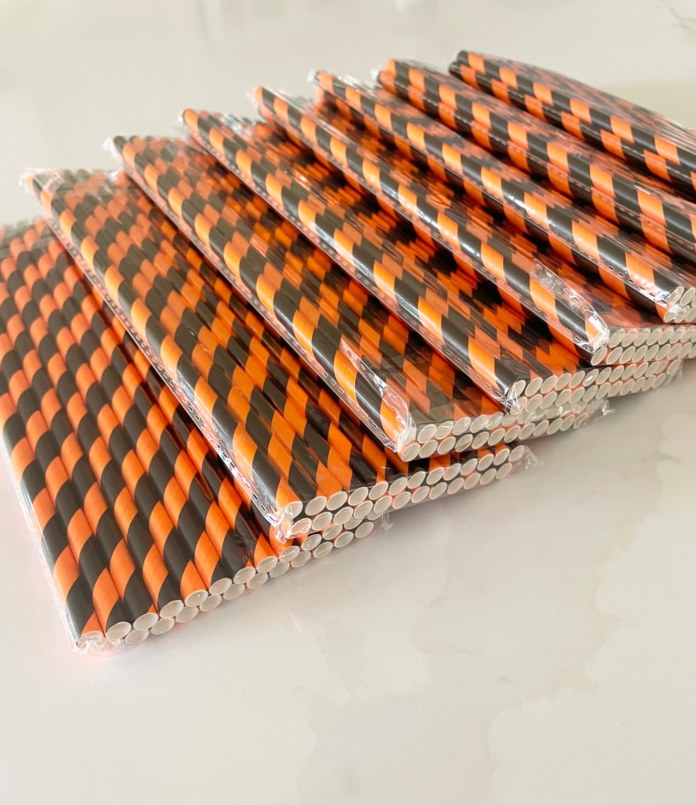 200 Black & Orange Paper Party Straws Birthday Halloween Graduation gallery