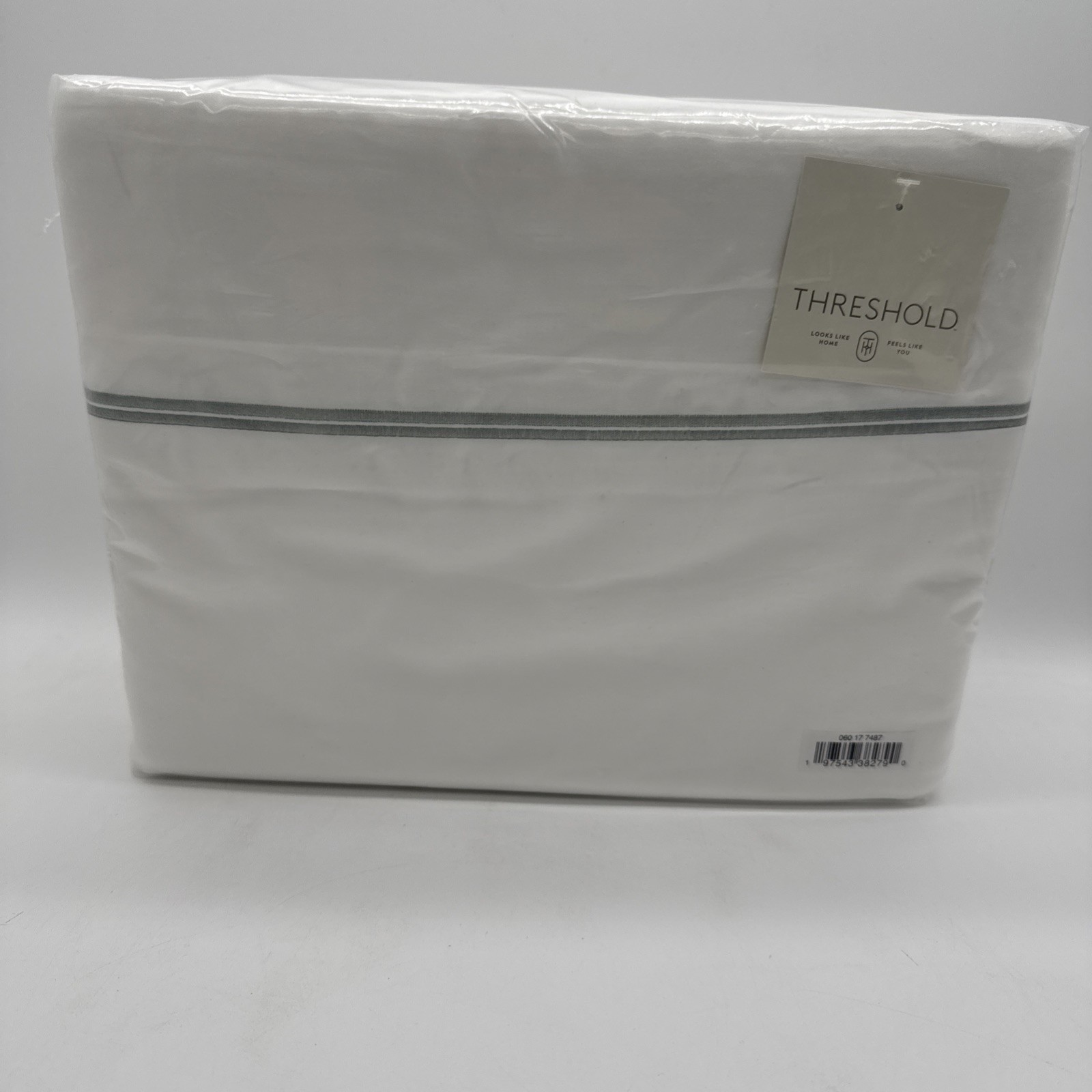 Threshold 3 Piece Full/Queen Embroidered Border Duvet Set( Light Teal Green ) gallery