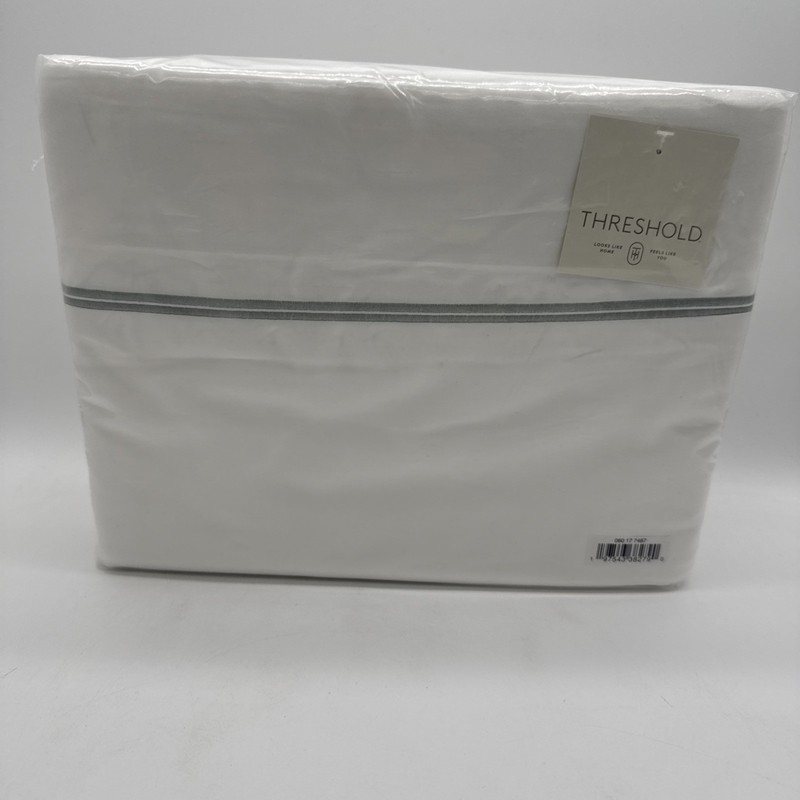 Threshold 3 Piece Full/Queen Embroidered Border Duvet Set( Light Teal Green ) gallery
