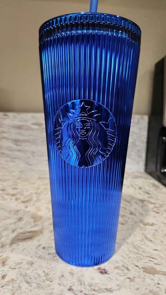 NEW - 2024 Starbucks Cobalt Blue Metallic Ribbed Venti Cold Cup 24-oz gallery