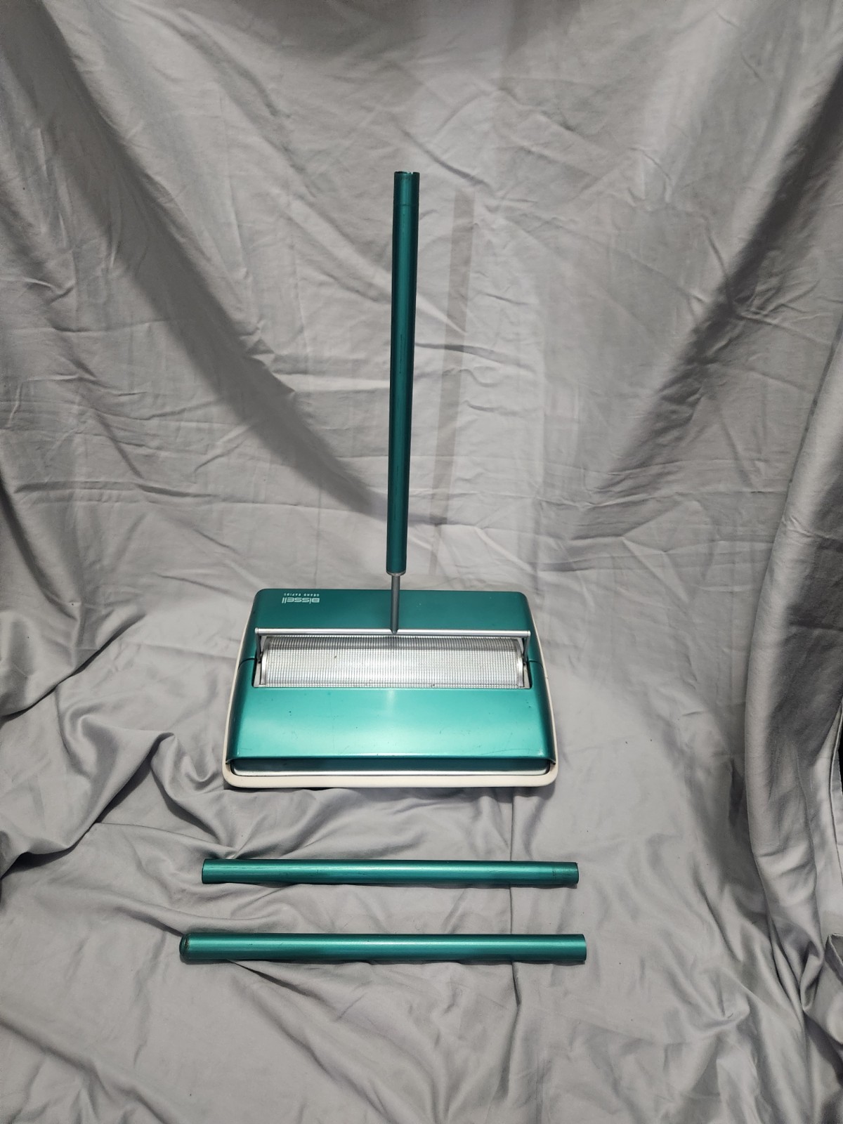 **RARE** Bissell's Vintage Sweepmaster Carpet Sweeper Grand Rapids, Michigan MCM gallery