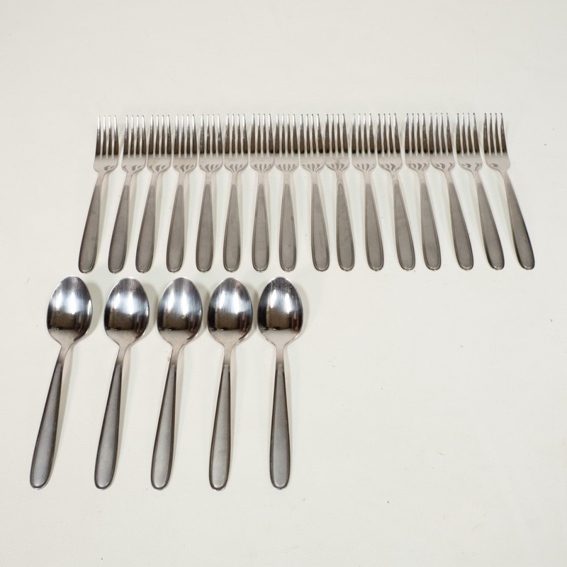 21 PC Oneida Mooncrest Silverware Flatware Stainless Set Spoon Fork gallery