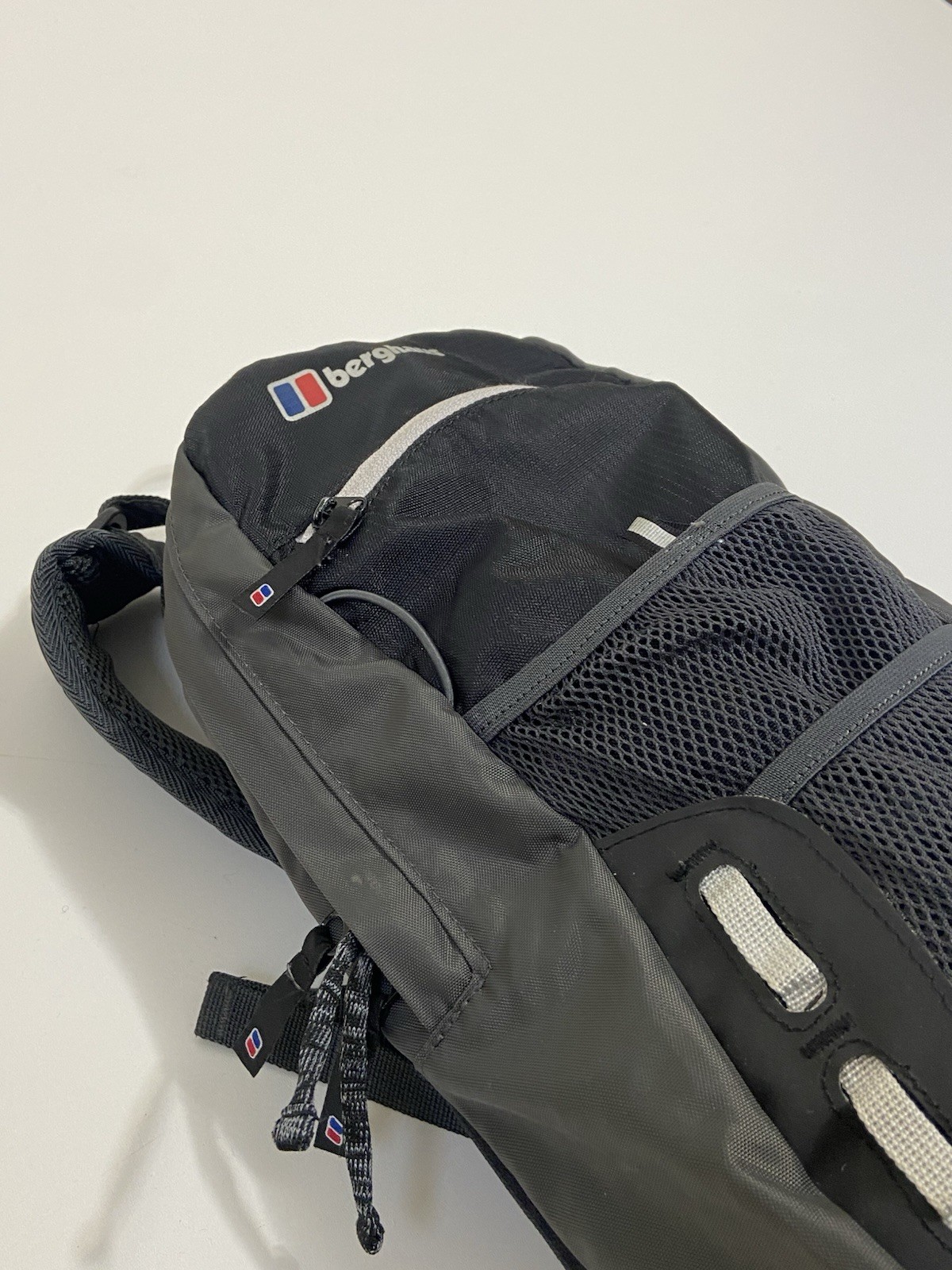 Berghaus Remote 8+4 Backpack Flow Technology Rucksack Bag Hiking 5