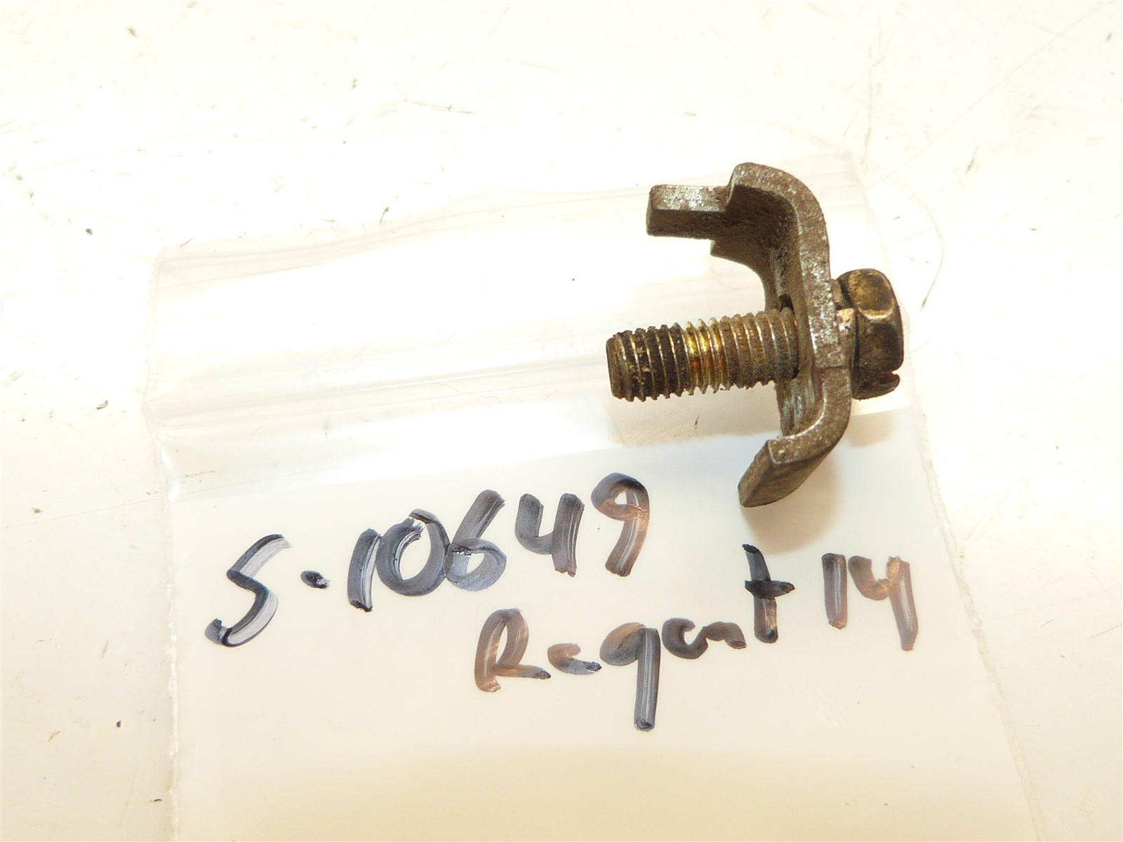 Simplicity Regent 14hp Mower Briggs Stratton 28N707 14hp Engine Cable Clamp gallery
